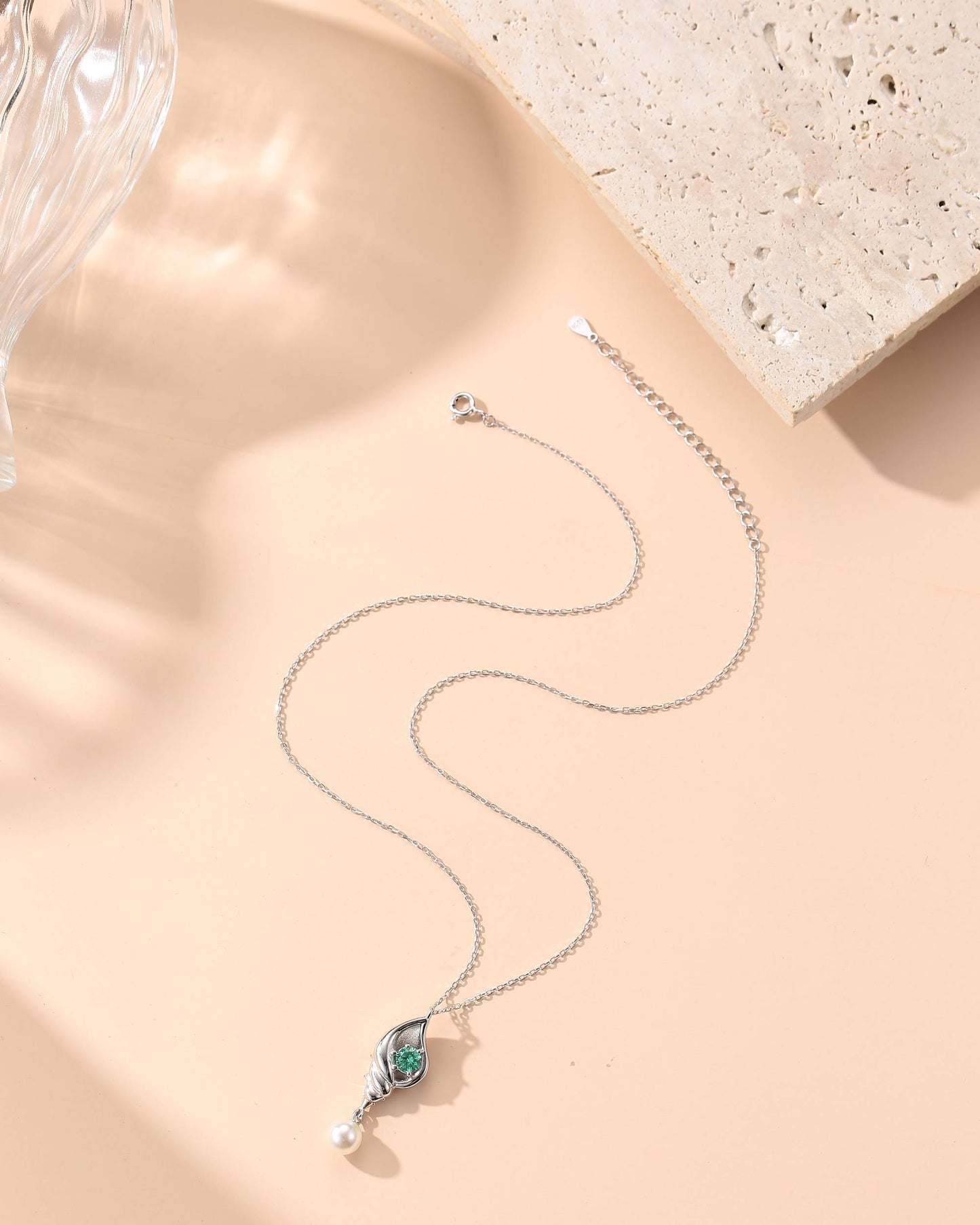 Conch Necklace – Whisper of the Ocean