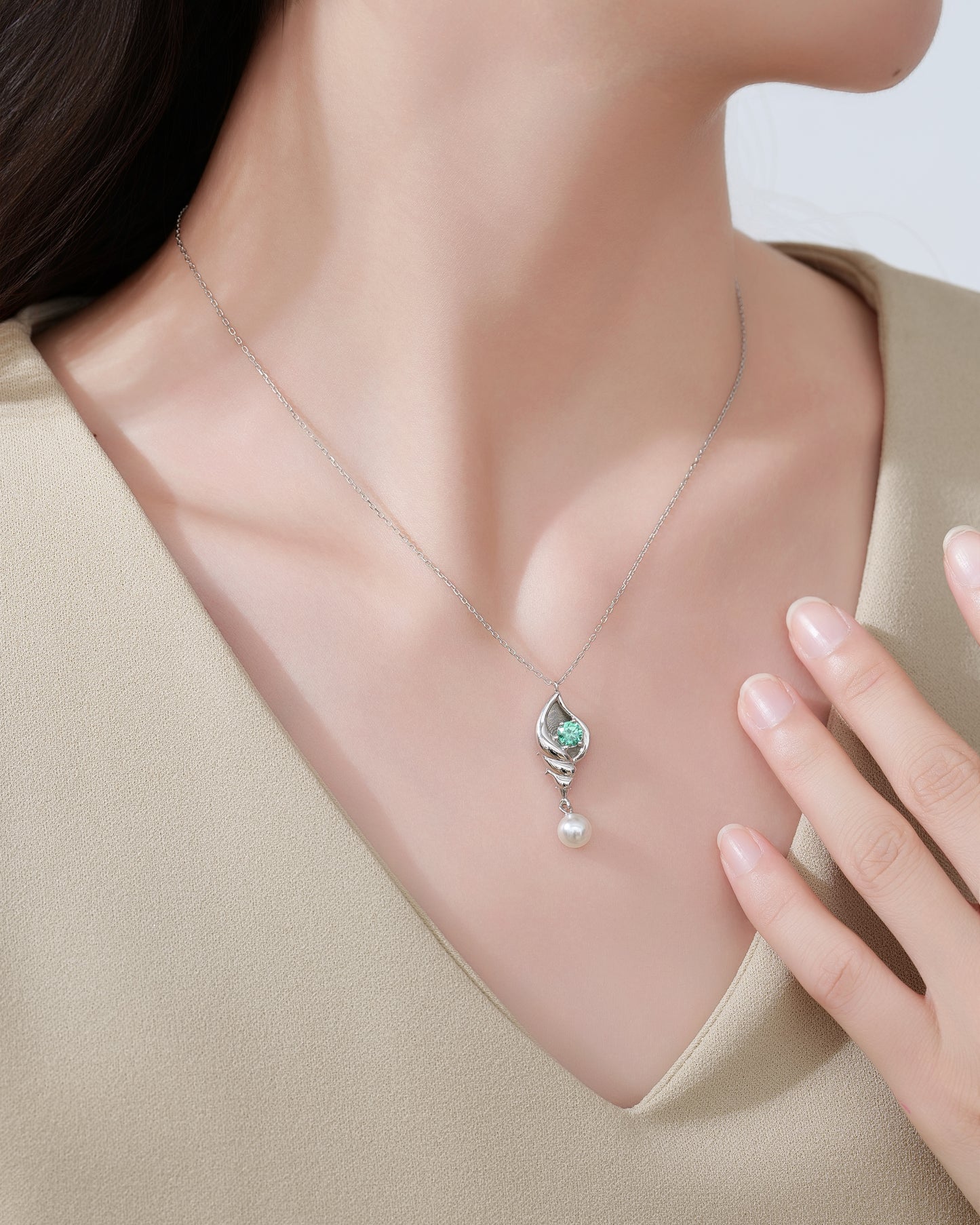 Conch Necklace – Whisper of the Ocean